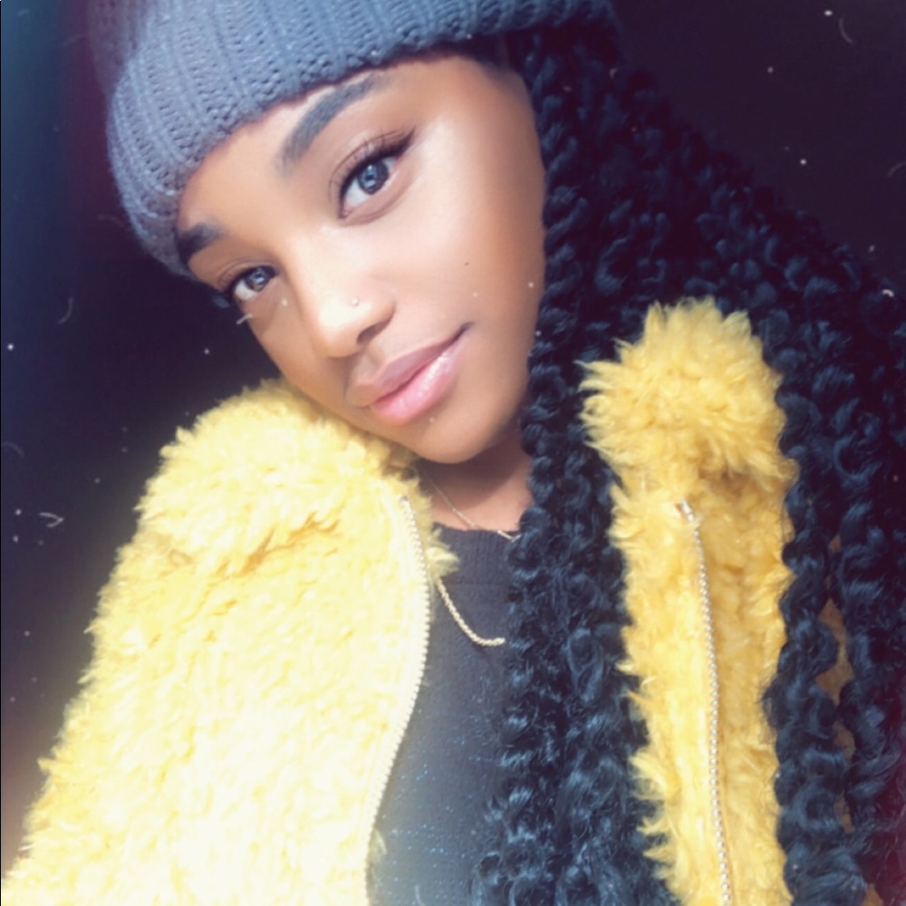 Meet your Posher, Kevianna